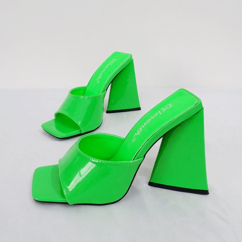 Open-Toe Jelly Sandals