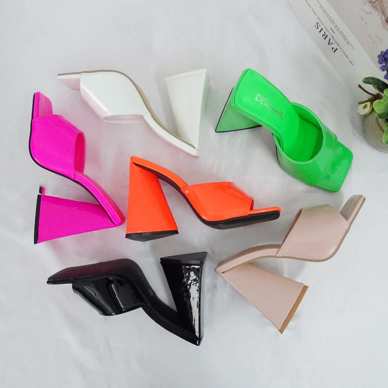 Open-Toe Jelly Sandals