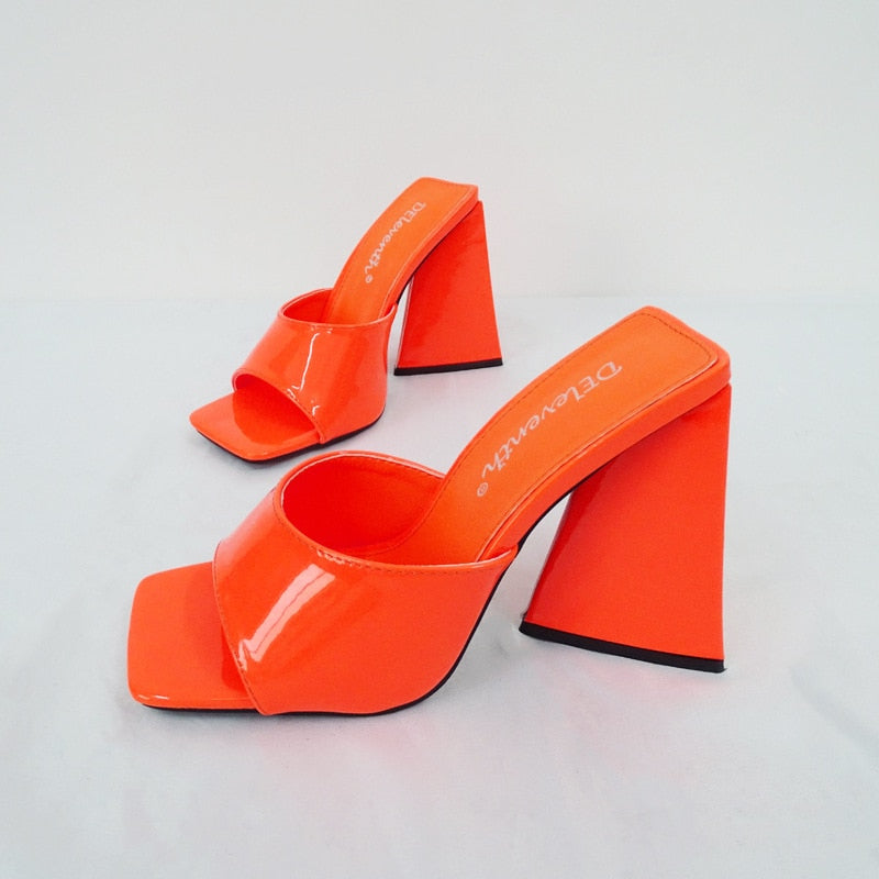 Open-Toe Jelly Sandals