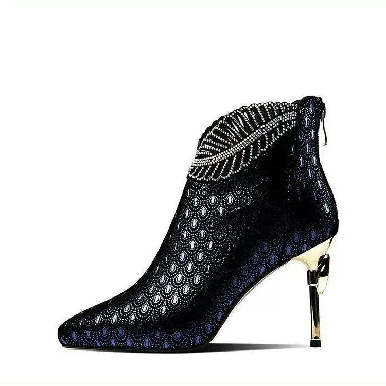 Peacock Pattern Embossed Ankle Leather Boots