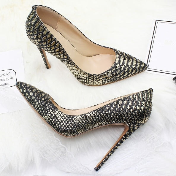 Pointed Toe Snakeskin Leather Heels