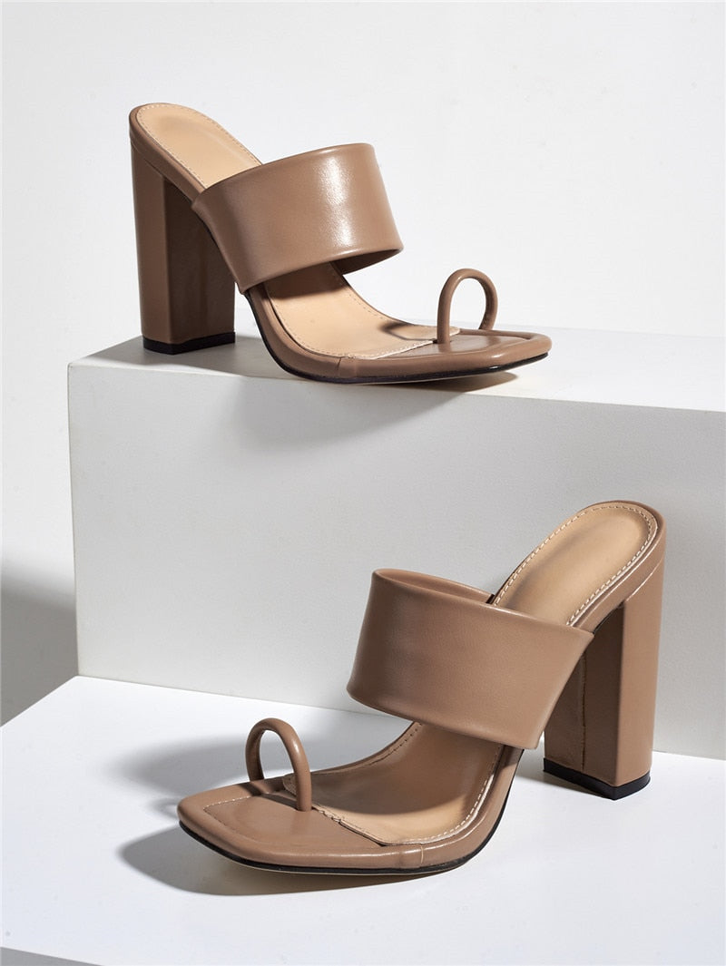 Clip Toe Narrow Band Sandals